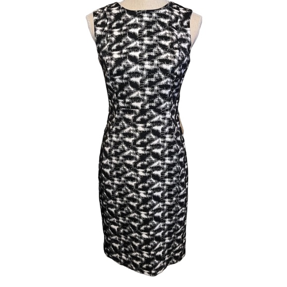 Calvin Kline. Women’s Sleeveless Dress Exposed Back Zipper Black And White Sz 4 - Picture 1 of 5